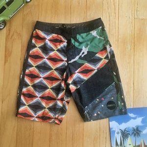 O'Neill Jordy Freak Boardshorts Boys Size 26